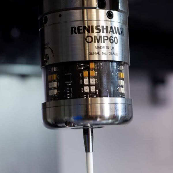 Использование и калибровка контактных датчиков Renishaw для контроля детали 